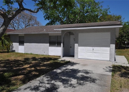 1743 Avenue C Ne - Photo 1