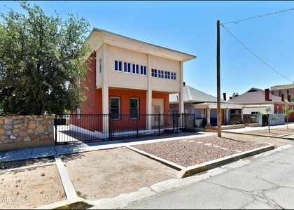 612 E Nevada Avenue - Photo 1