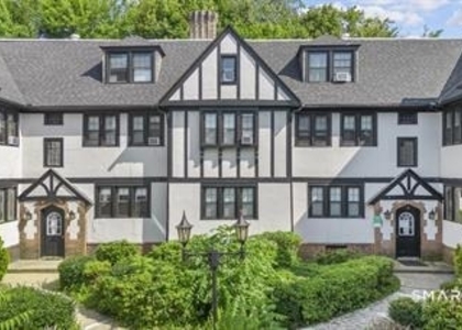 130 Bradley Avenue - Photo 1