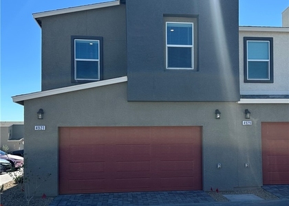 4921 Hunter Mesa Avenue - Photo 1