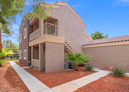 5250 S Rainbow Boulevard - Photo 1