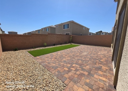 5925 Obsidian Sky Avenue - Photo 1