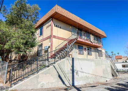 1404 E Mesquite Avenue - Photo 1