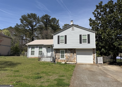 2995 Meadow Wood Court - Photo 1