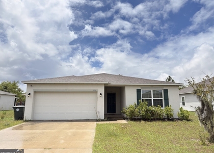 123 College Street - Photo 1