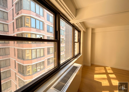 East 39th Street - Photo 1