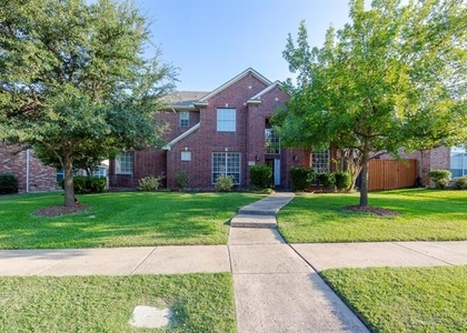 2404 Heather Glen Drive - Photo 1