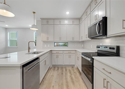 408 Foch Street - Photo 1