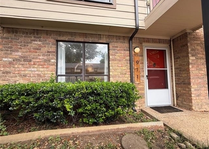 6646 E Lovers Lane - Photo 1