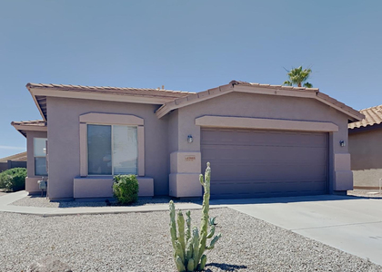 43683 W Elm Drive - Photo 1