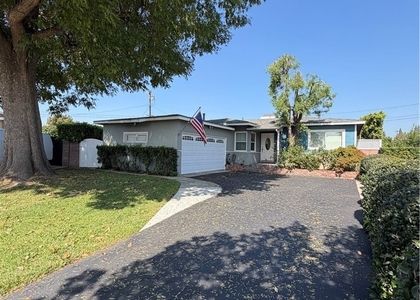 15853 Romar - Photo 1
