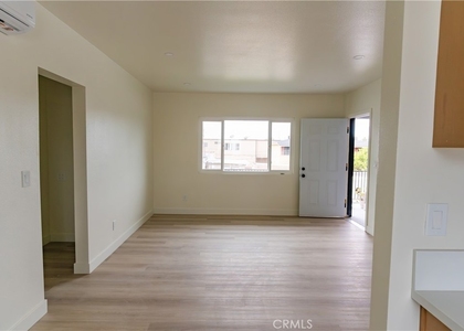 3445 Edgehill - Photo 1
