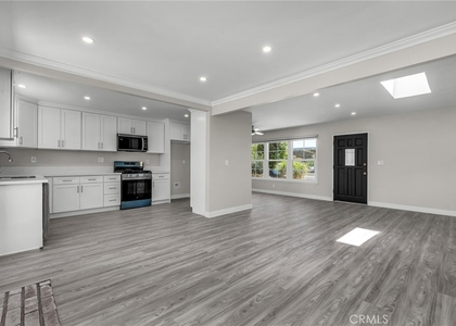 20431 Lassen Street - Photo 1
