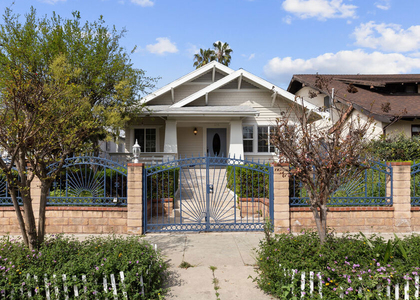 135 S Dillon Street - Photo 1