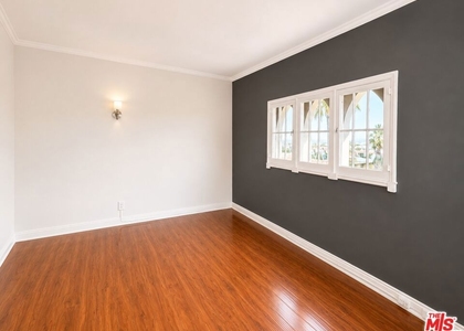 634 S Gramercy Place - Photo 1