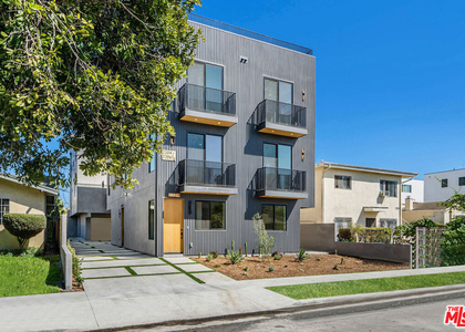 2204 1/2 Carmona Avenue - Photo 1