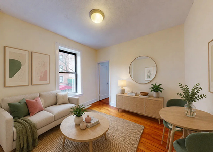 Cozy 2 bedroom East 38st Stree - Photo 1