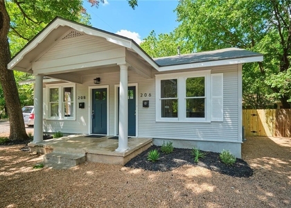 206 W 45th St - Photo 1