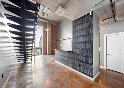 2000 Bagby Street - Photo 1
