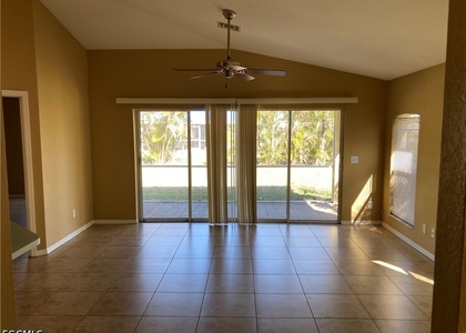 603 Se 13th Terrace - Photo 1