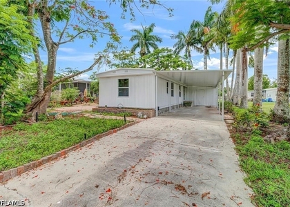 120 Grassy Key Lane - Photo 1