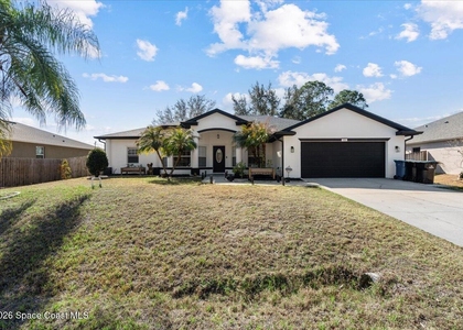 356 Olster Street Sw - Photo 1