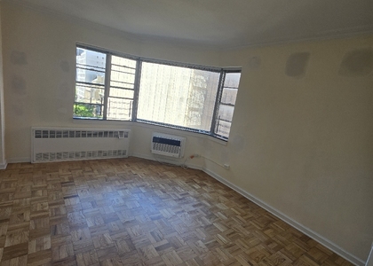 Madison avenue & 88th street - Photo 1