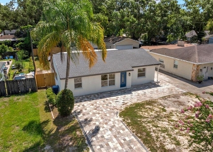 10707 N Rome Avenue - Photo 1
