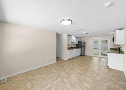 12410 N 59th Street - Photo 1