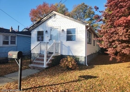 43 Shoreland Terrace - Photo 1