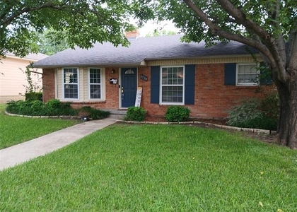 3728 Seguin Drive - Photo 1