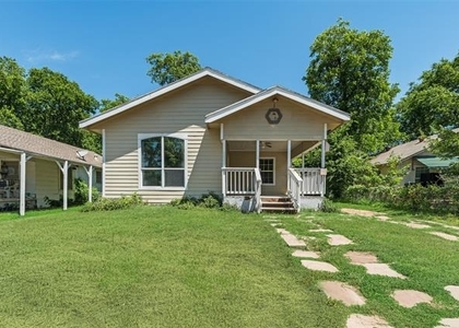 1327 E Baltimore Avenue - Photo 1