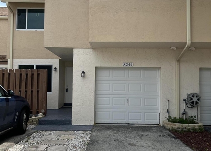 8244 Nw 9th Street - Photo 1