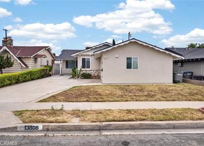 13808 S Catalina - Photo 1