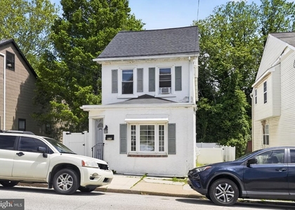 475 Old Elm Street - Photo 1