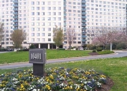10401 Grosvenor Place - Photo 1