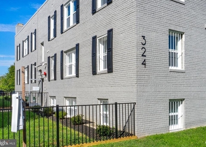 324 61st Street Ne - Photo 1