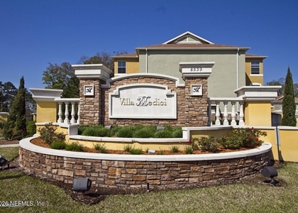 8539 Gate Parkway - Photo 1