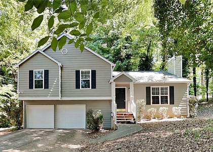 628 Bluff Drive - Photo 1