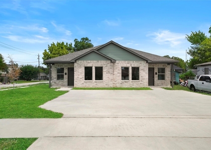 4205 Elmwood Street - Photo 1