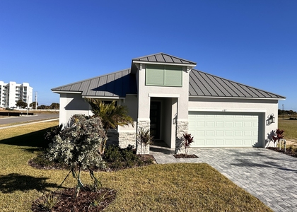 607 Clearwater Avenue - Photo 1