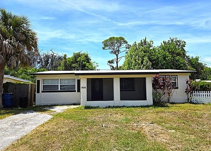 5641 94th Terrace N - Photo 1