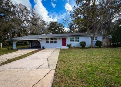 370 Hand Ave - Photo 1