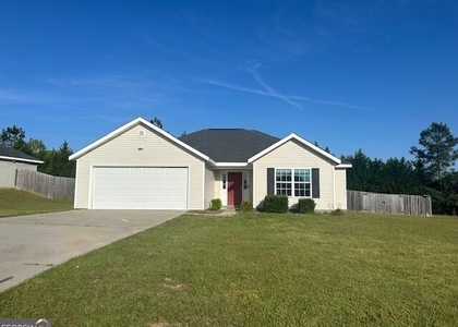 207 N Bridgeport Drive - Photo 1