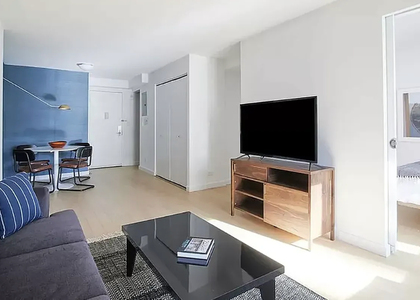 East 39th Street - Photo 1