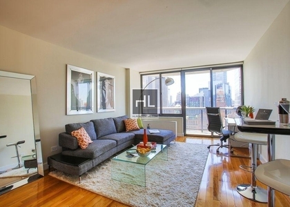 West 48th Street - Photo 1