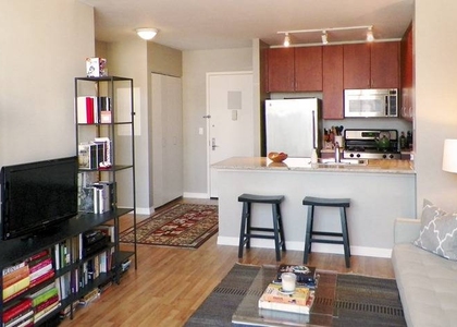 West 55th Street - Photo 1