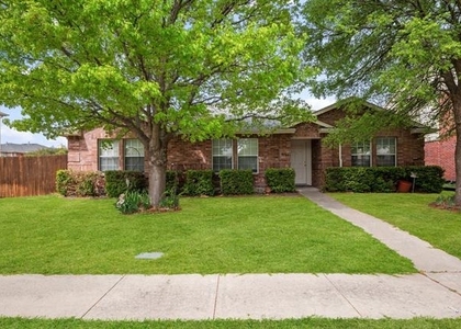 1407 Plateau Drive - Photo 1