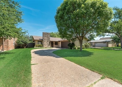 908 Prestwick Lane - Photo 1