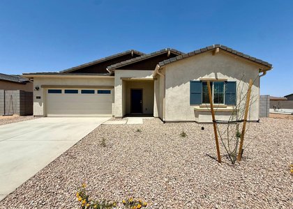 634 W Red Hawk Court - Photo 1